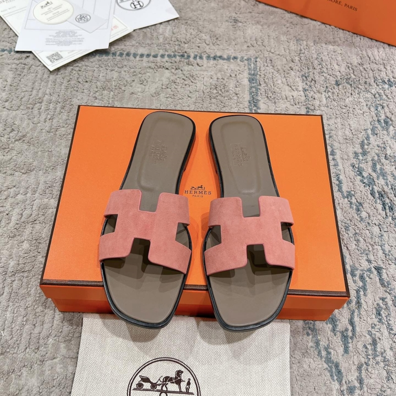 H**mes slippers